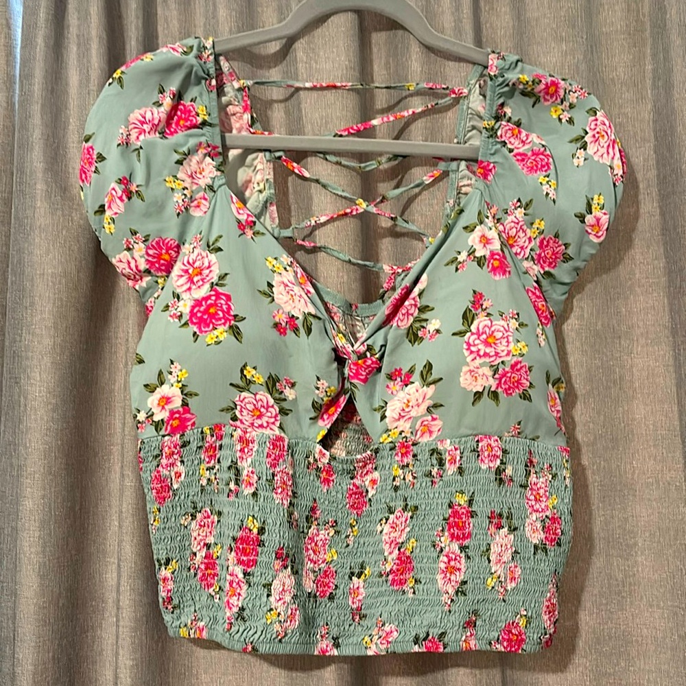 Floral crop top with built in bra, front cut out, lace-up back, size XXL